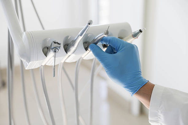 Professional Emergency Dentist technician working in Haltom City, TX